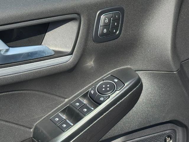 Certified 2025 Ford Escape SE w/ PHEV Premium Package image 14