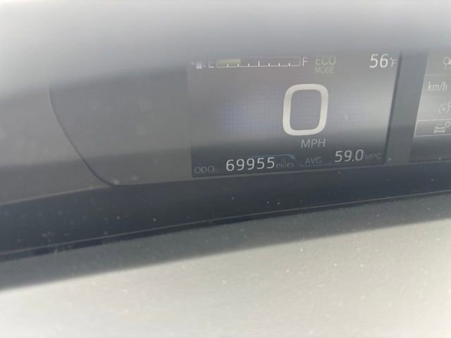 Used 2021 Toyota Prius LE image 16