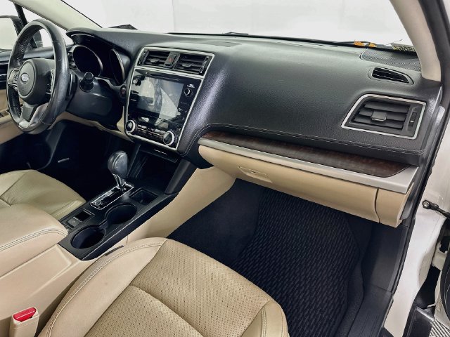 Used 2018 Subaru Outback 2.5i Limited AWD/4WD image 37