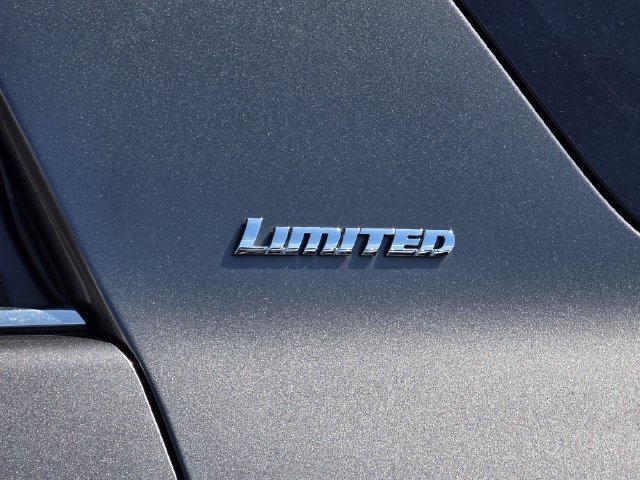 Used 2017 Toyota 4Runner Limited RWD image 36