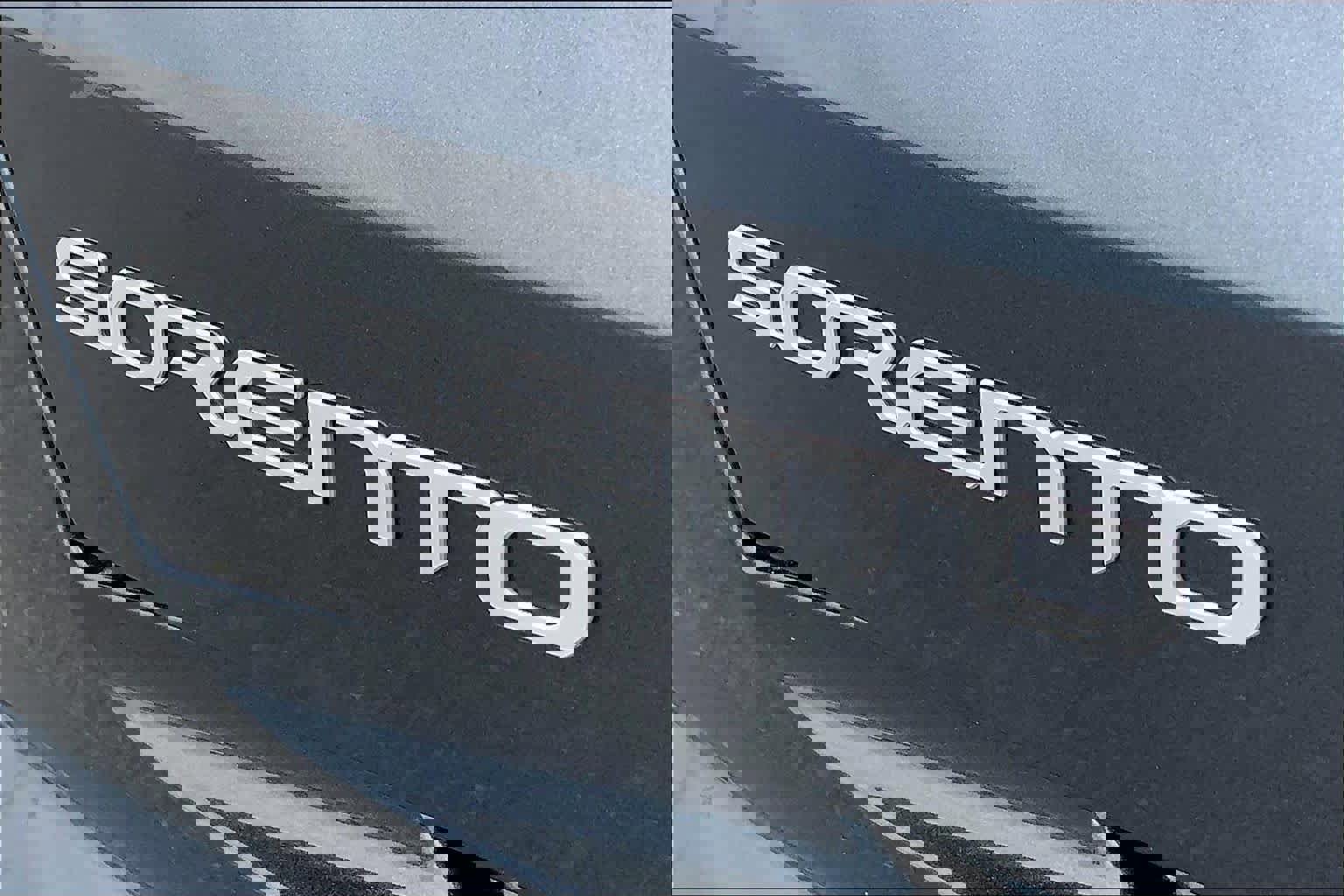 Used 2023 Kia Sorento SX image 30