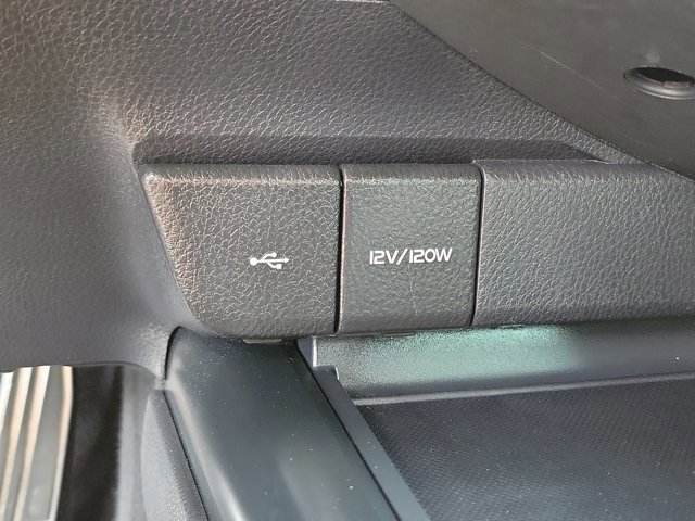 Used 2020 Toyota Camry SE FWD image 35