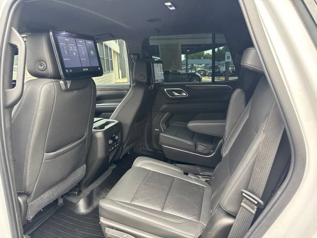 Used 2021 Chevrolet Tahoe Z71 w/ Z71 Off-Road Package AWD/4WD image 19