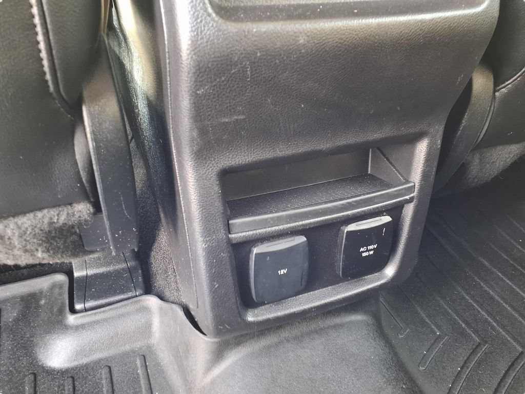 Certified 2018 Ford Edge SEL w/ Equipment Group 201A FWD image 28