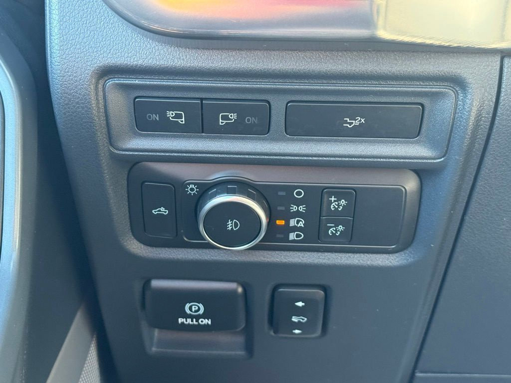 Certified 2022 Ford F150 Lariat w/ Equipment Group 502A High AWD/4WD image 21