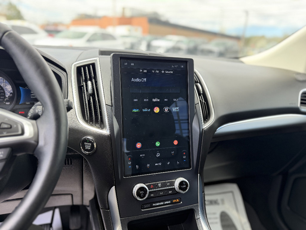 Certified 2022 Ford Edge Titanium AWD/4WD image 17
