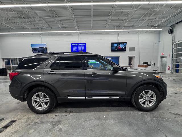 Certified 2020 Ford Explorer XLT w/ Equipment Group 202A image 2