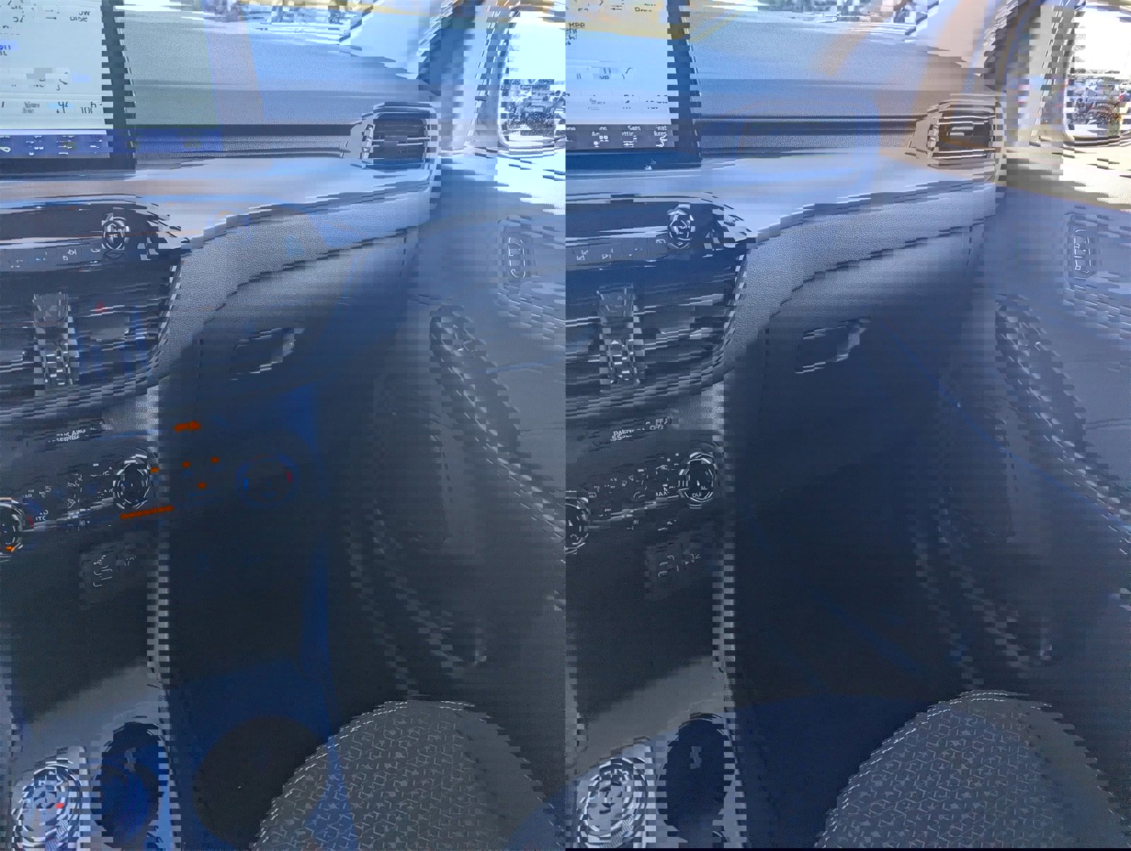 Certified 2025 Ford Escape Active image 18