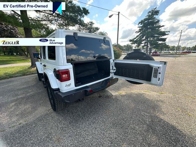 Used 2024 Jeep Wrangler Unlimited Sahara AWD/4WD image 25