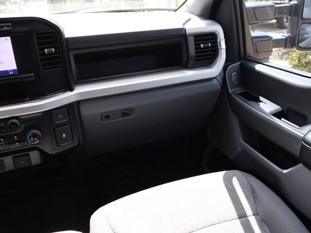 Certified 2024 Ford F250 XL w/ STX Appearance Package AWD/4WD image 13
