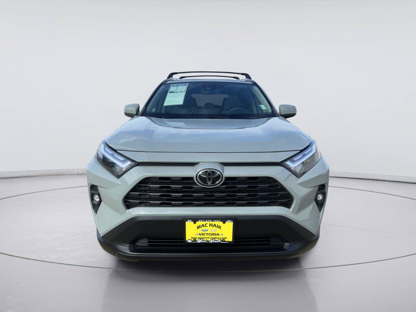 Used 2023 Toyota RAV4 XLE Premium FWD image 8