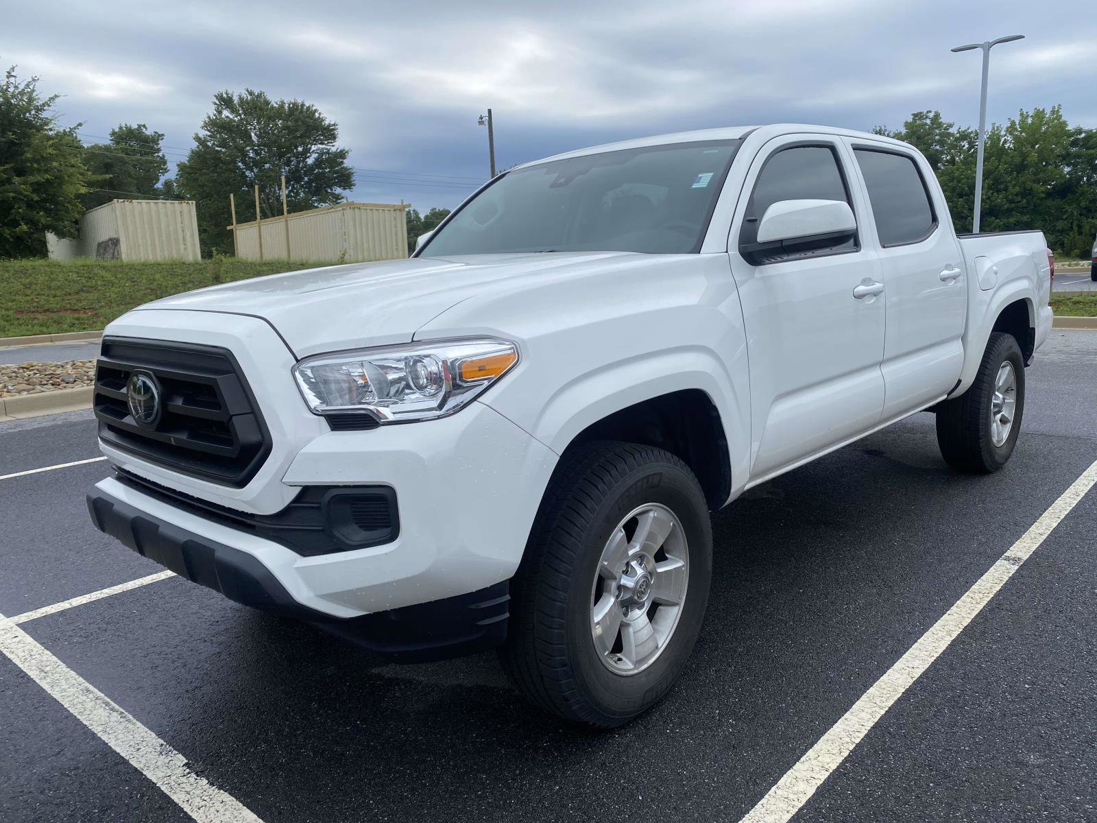 Used 2023 Toyota Tacoma SR AWD/4WD video 3
