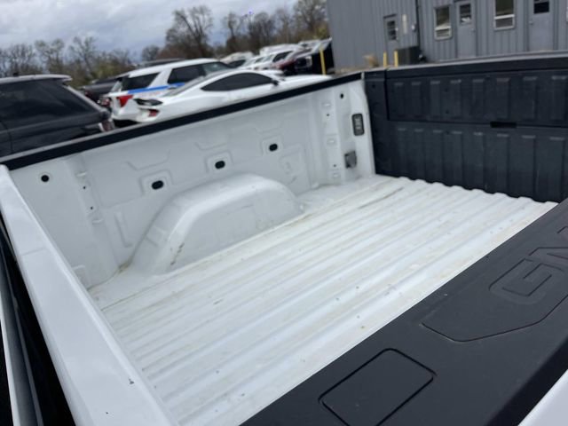 Used 2024 GMC Sierra 1500 SLT image 12