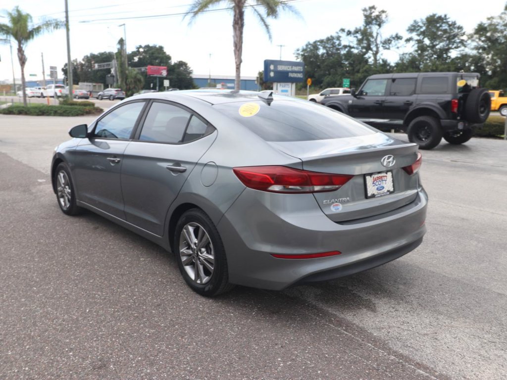 Used 2018 Hyundai Elantra Value Edition FWD image 8