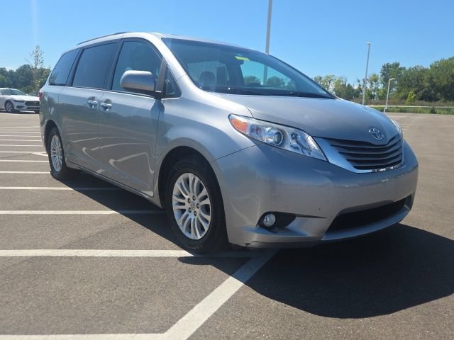 Used 2017 Toyota Sienna XLE w/ XLE Navigation Package
