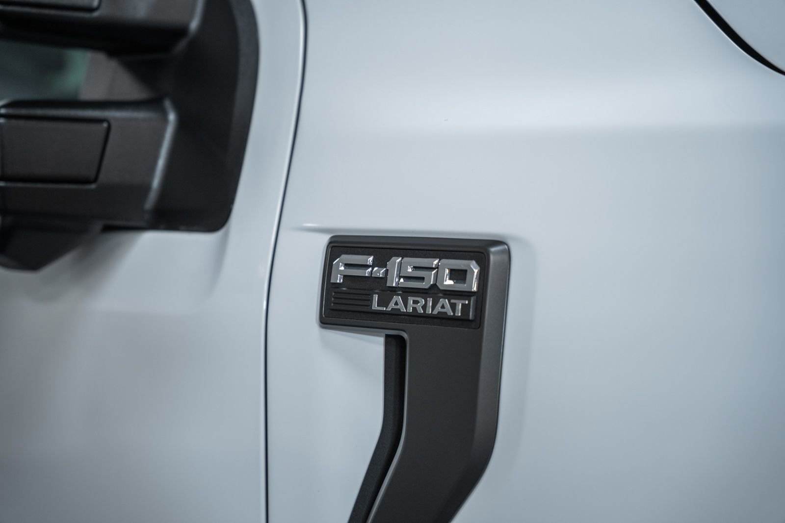 Certified 2023 Ford F150 Lariat w/ Equipment Group 502A High image 19