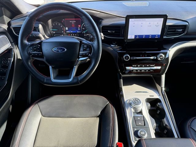 Certified 2024 Ford Explorer ST-Line w/ Class IV Trailer Tow Package AWD/4WD image 8