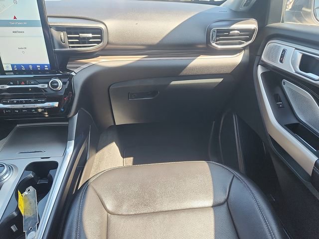 Certified 2023 Ford Explorer Limited w/ Limited Technology Package image 10
