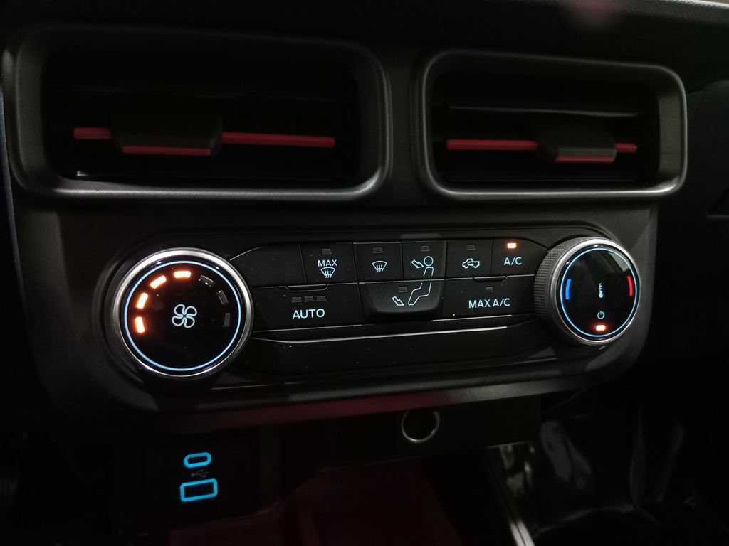 Certified 2024 Ford Maverick XLT FWD image 22