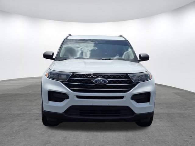 Certified 2021 Ford Explorer XLT RWD image 2