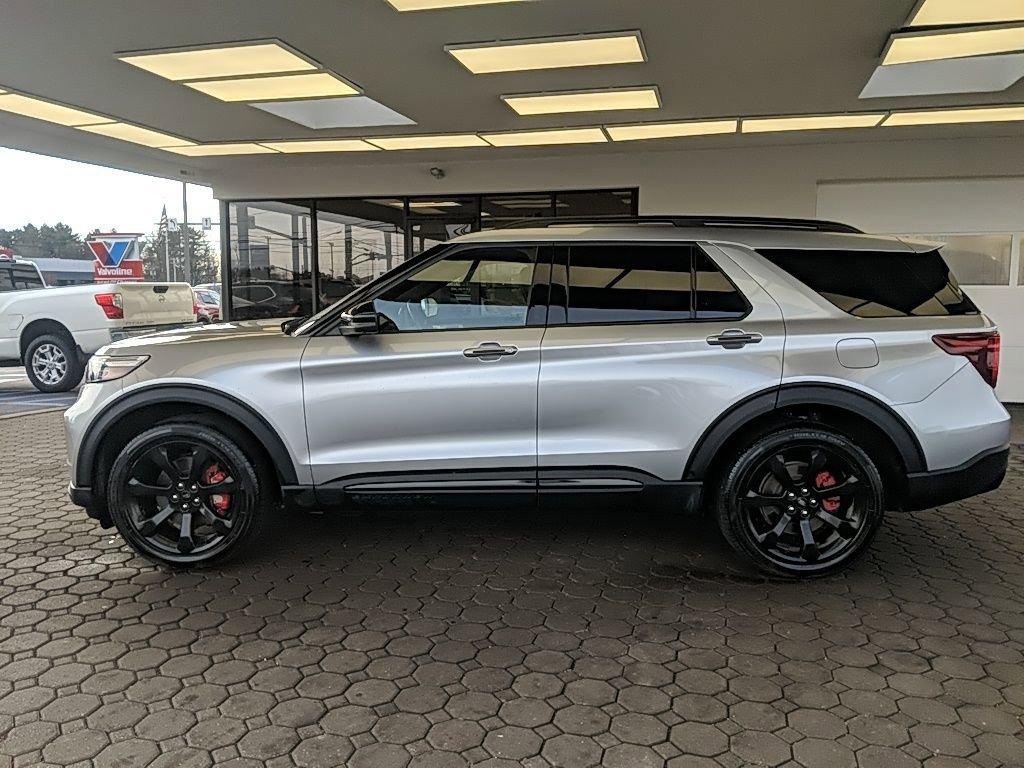 Certified 2022 Ford Explorer ST w/ Equipment Group 401A image 6