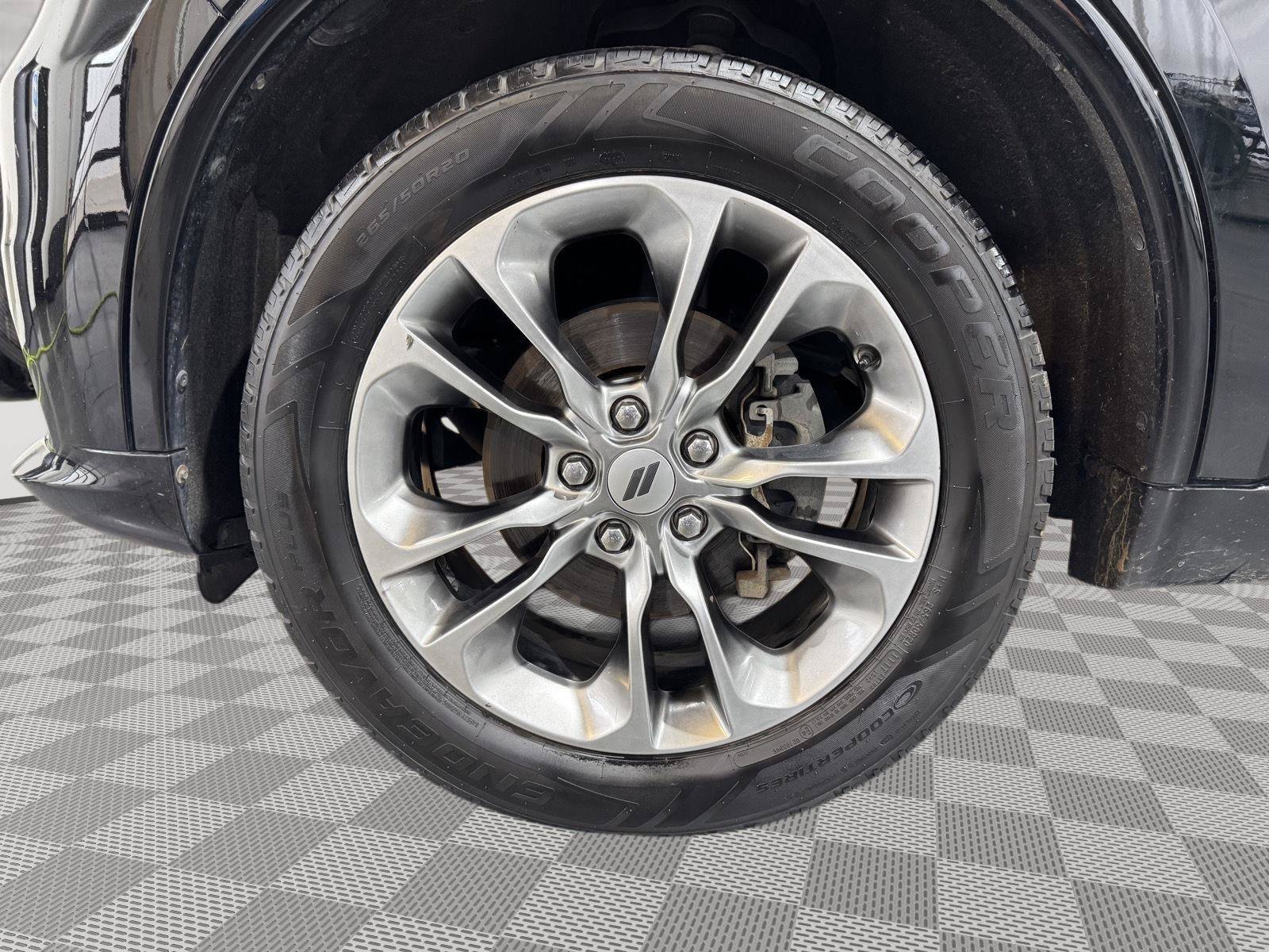 Used 2019 Dodge Durango GT AWD/4WD image 11