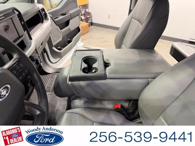 Certified 2025 Ford F550 4x4 Crew Cab Super Duty image 15
