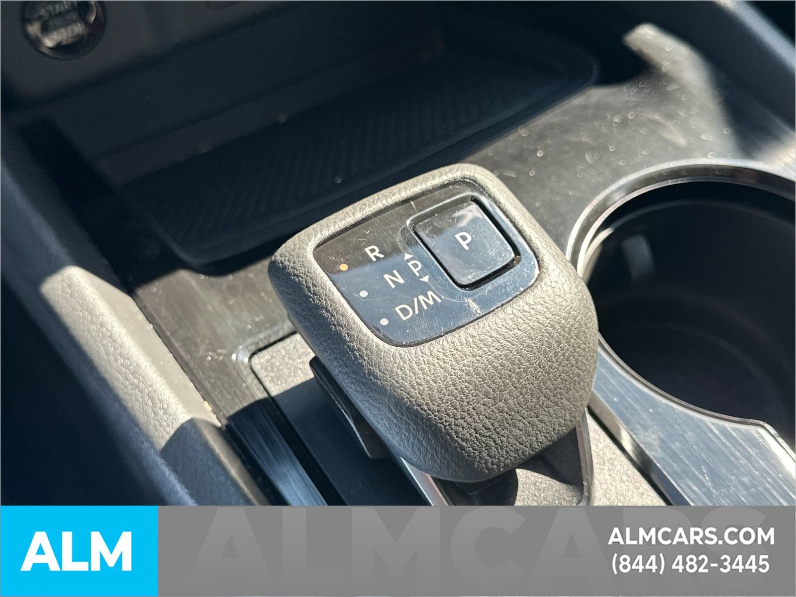 Used 2025 Nissan Rogue SV FWD image 27