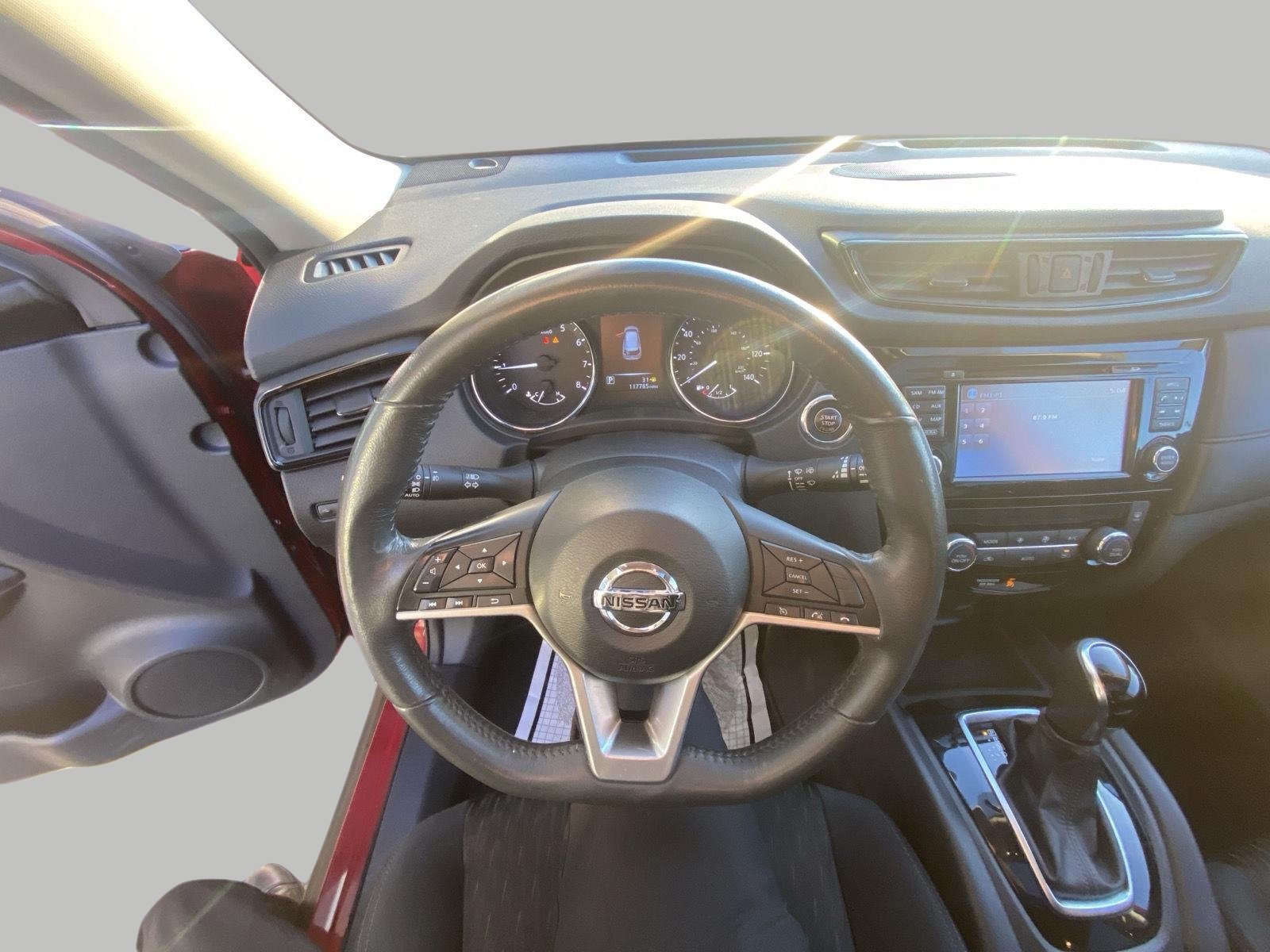 Used 2017 Nissan Rogue SV w/ Sun & Sound Touring Package AWD/4WD image 14