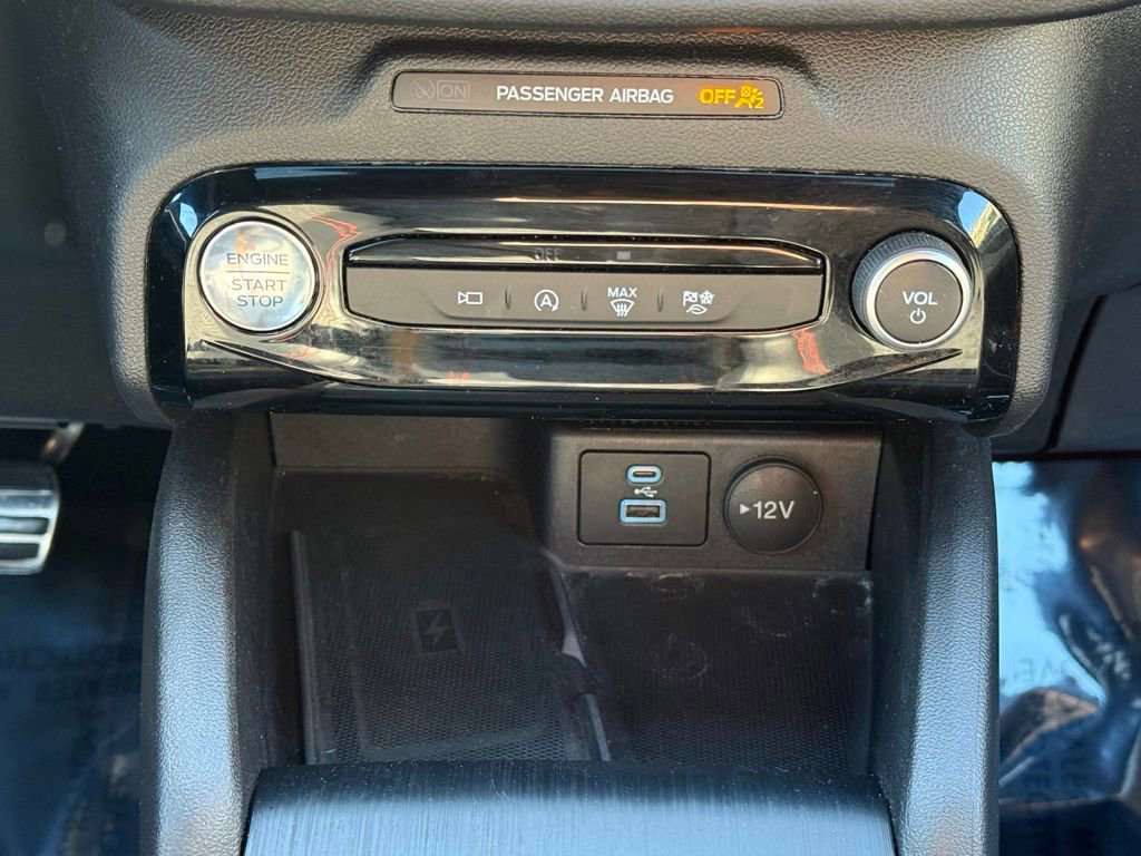 Certified 2023 Ford Escape ST-Line Select w/ Tech Pack #2 image 16