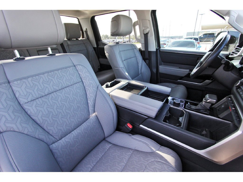 Used 2024 Toyota Tundra Limited AWD/4WD image 34