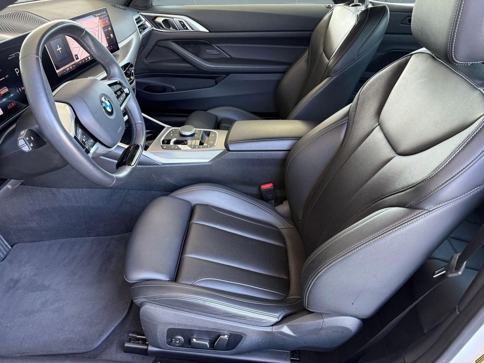 Used 2025 BMW 430i Convertible w/ Premium Package RWD image 5