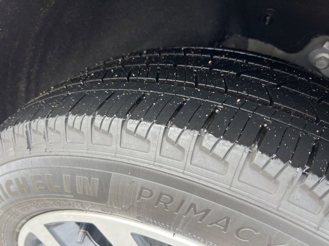 Certified 2025 Ford Explorer ST-Line image 30