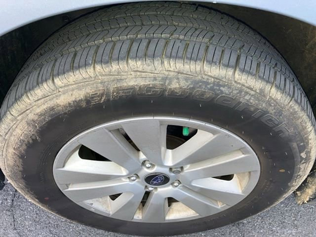 Used 2019 Subaru Outback 2.5i Premium w/ Popular Package #2 image 4