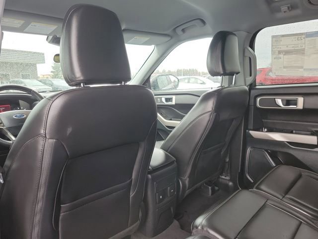 Certified 2024 Ford Explorer XLT w/ Equipment Group 202A image 32