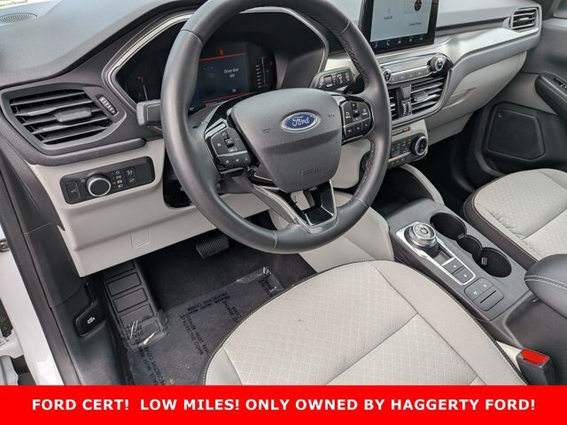 Certified 2023 Ford Escape Active AWD/4WD image 10