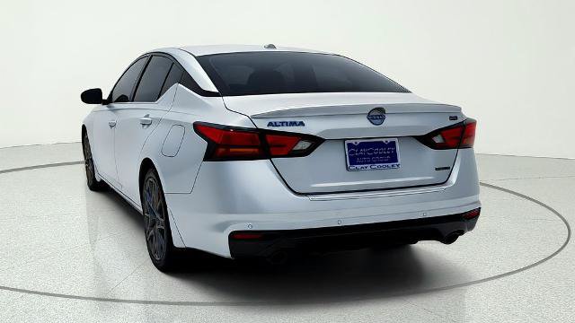 Used 2023 Nissan Altima 2.0 SR FWD image 6