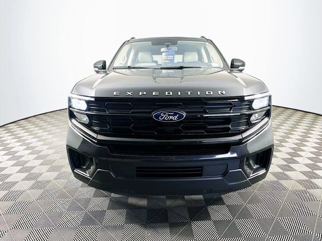 Certified 2025 Ford Expedition Max Active AWD/4WD image 5