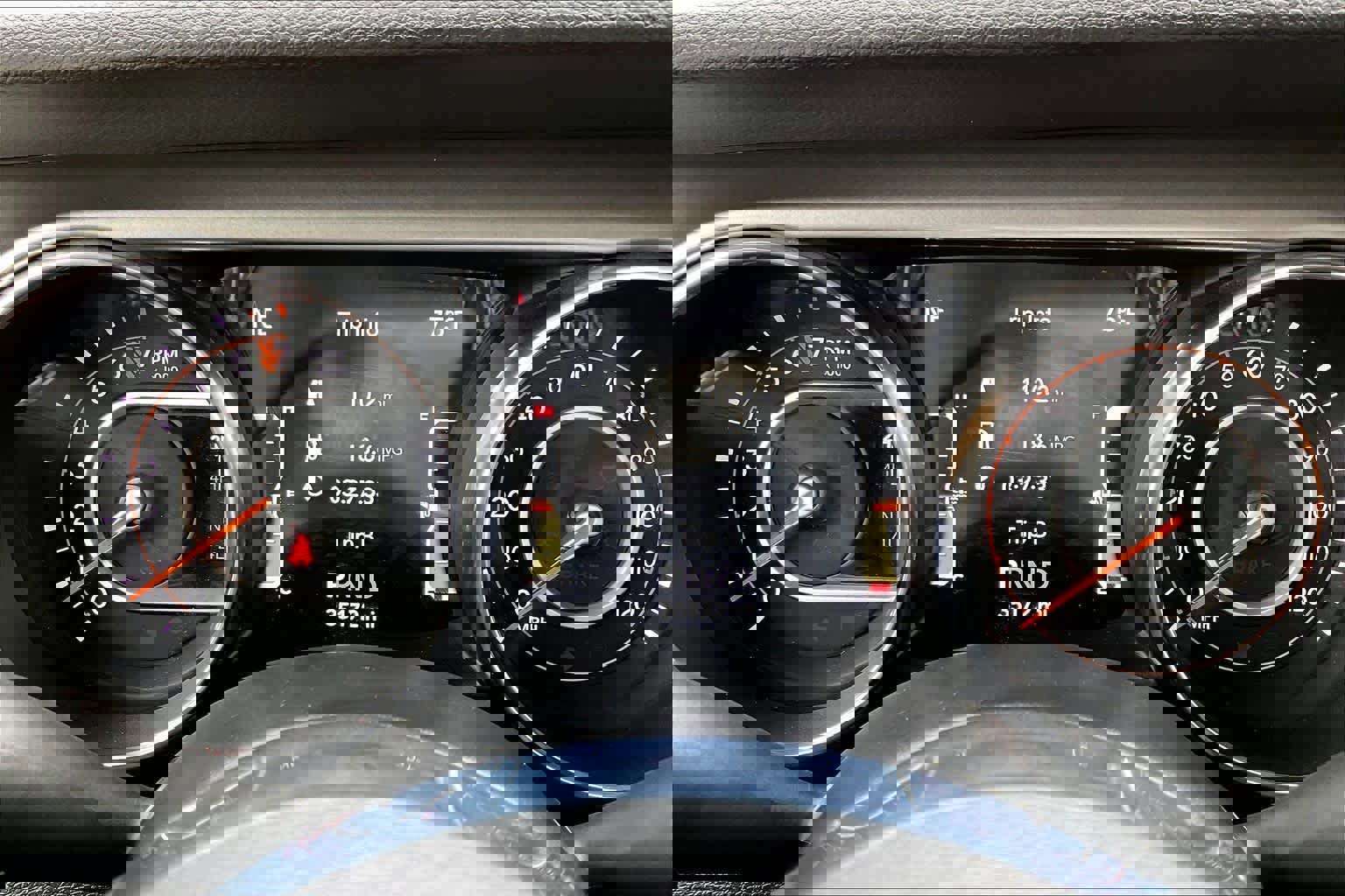 Used 2020 Jeep Gladiator Overland image 27