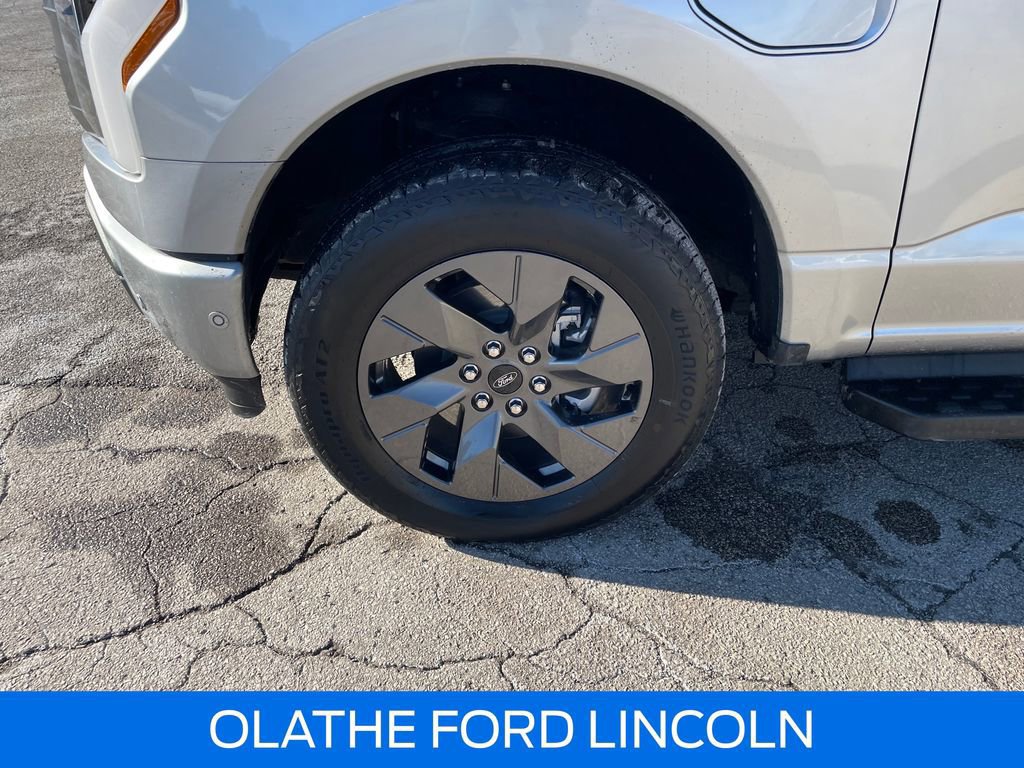 Certified 2023 Ford F150 Lightning Lariat w/ Equipment Group 511A High image 31