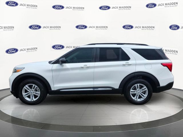 Certified 2022 Ford Explorer XLT w/ Equipment Group 202A AWD/4WD image 2