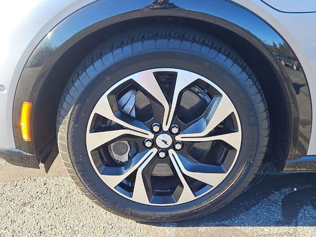 Certified 2022 Ford Mustang Mach-E Premium image 33