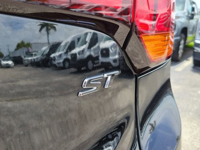 Used 2020 Buick Encore GX Select w/ Sport Touring Package FWD image 6