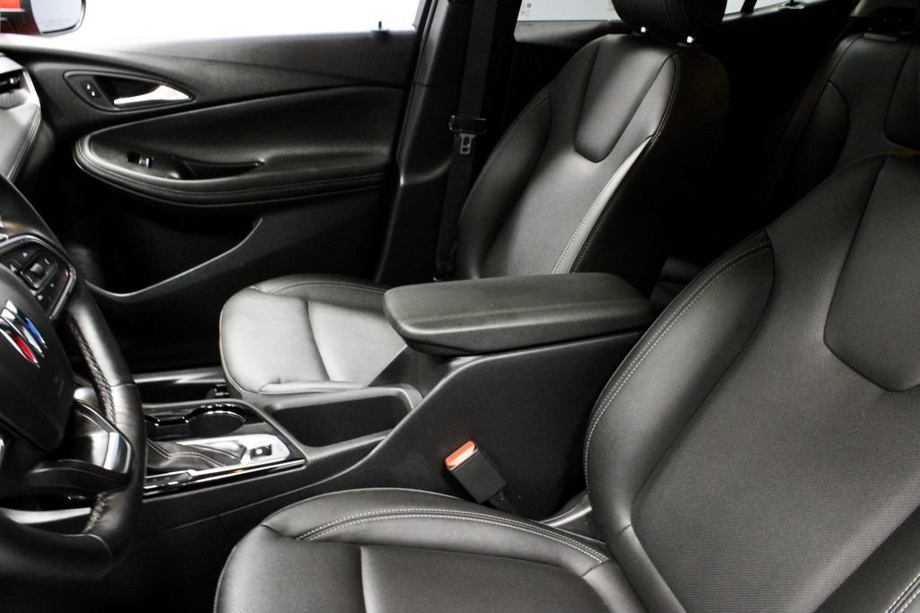 Used 2024 Buick Encore GX Sport Touring w/ Comfort Package AWD/4WD image 23