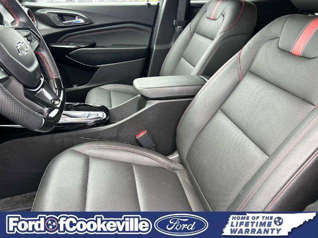 Used 2025 Chevrolet Trax RS w/ Driver Confidence Package FWD image 26