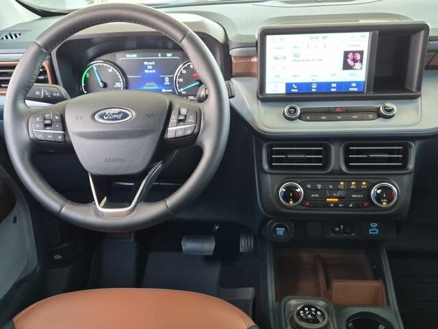 Certified 2024 Ford Maverick Lariat FWD image 31