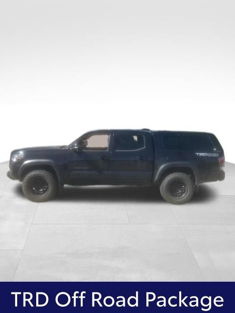 Used 2021 Toyota Tacoma TRD Off-Road w/ Technology Package AWD/4WD image 3