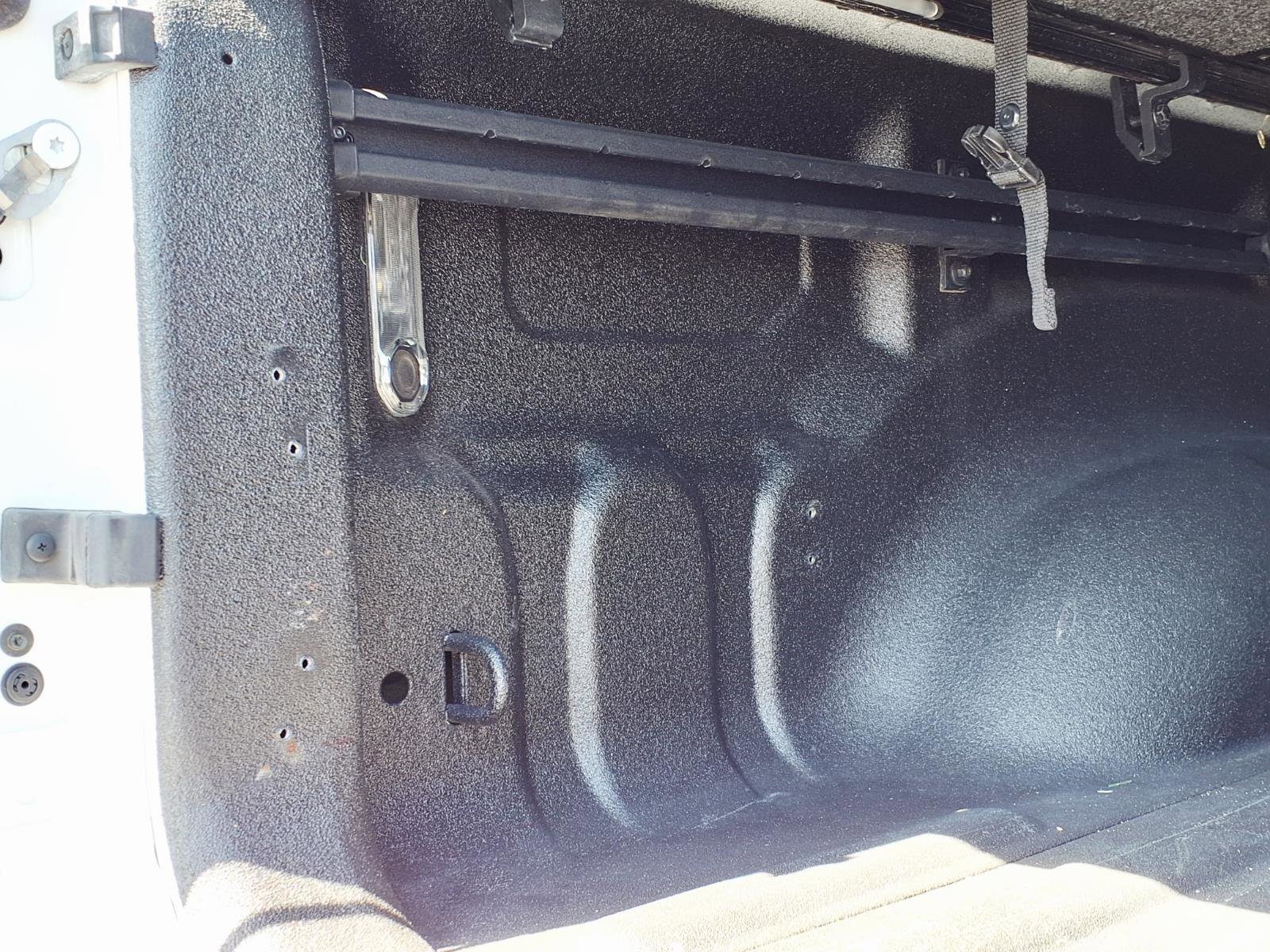 Used 2022 RAM 1500 Laramie AWD/4WD image 17
