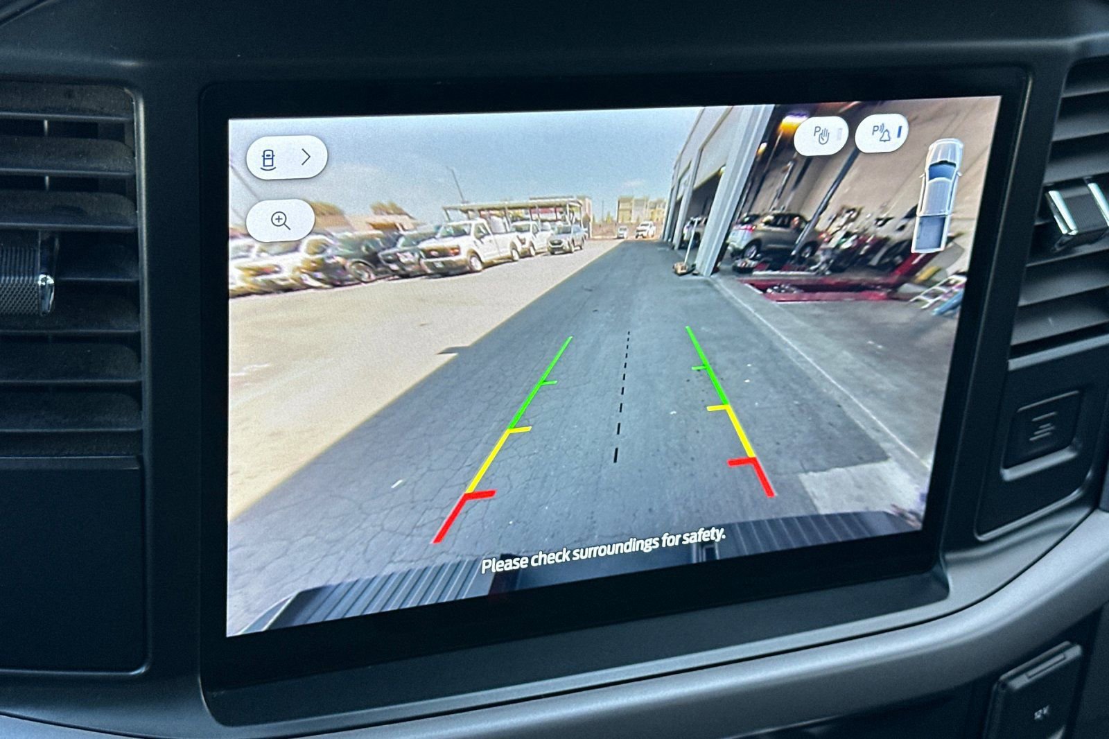 Certified 2025 Ford F150 XLT w/ Equipment Group 301A Standard image 26