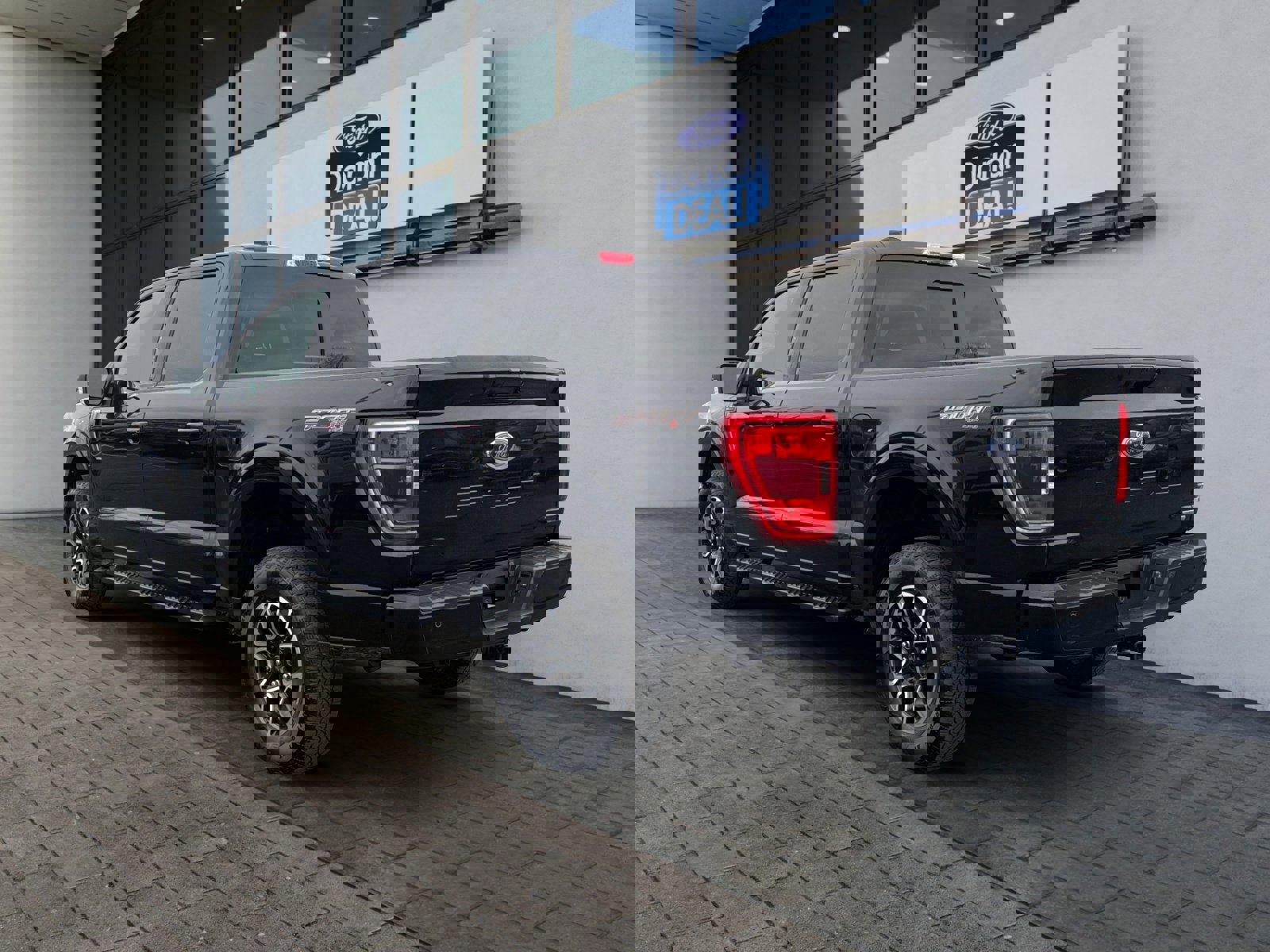 Certified 2023 Ford F150 XLT w/ Equipment Group 302A High image 3